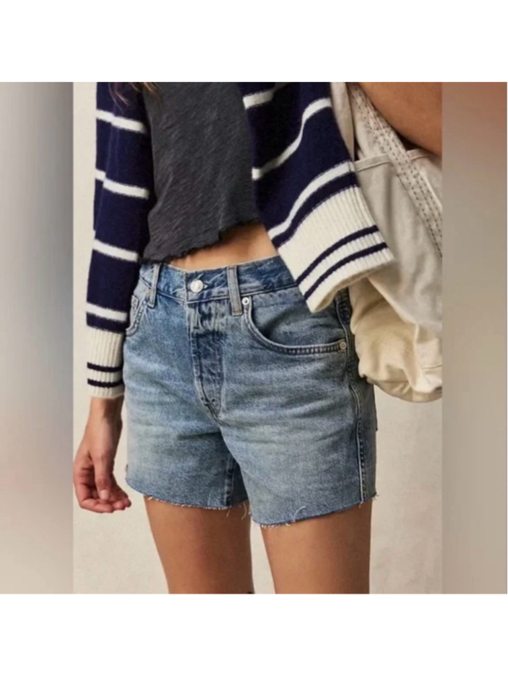 Free People |Baggy Faded Light Wash w/Raw-Edge Denim Shorts|Size28|NWOT|